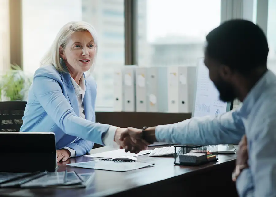 Global Credit - employer interviewing potential candidate, checking credit score - St. Louis, Missouri